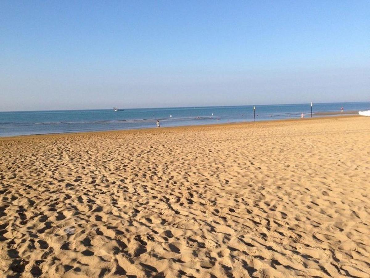 Beautiful Apartment Close To Bibione Beach - Beahost Exteriör bild