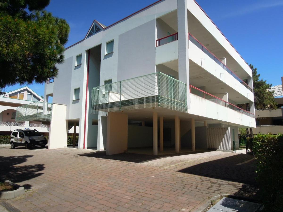 Beautiful Apartment Close To Bibione Beach - Beahost Exteriör bild